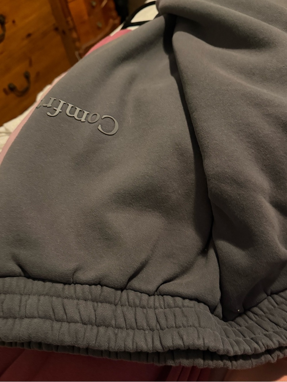 Comfrt Minimalist collection Fleece joggers **Bundle of 4 pair and a freebie** - Picture 3 of 6